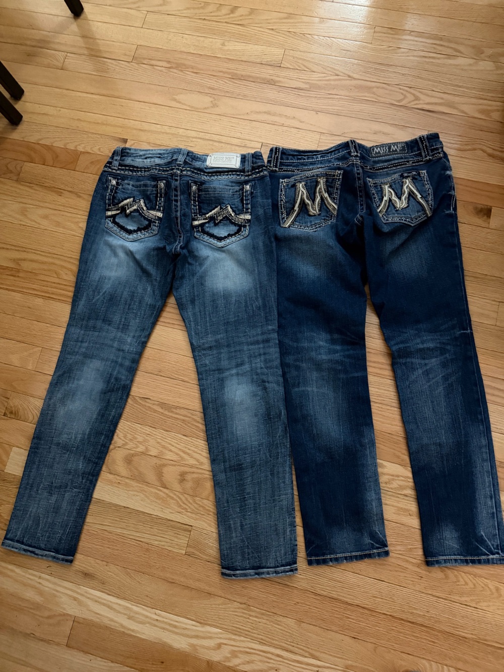 Miss Me Women's Indigo & Medium Blue Embroidered Skinny Jeans Set